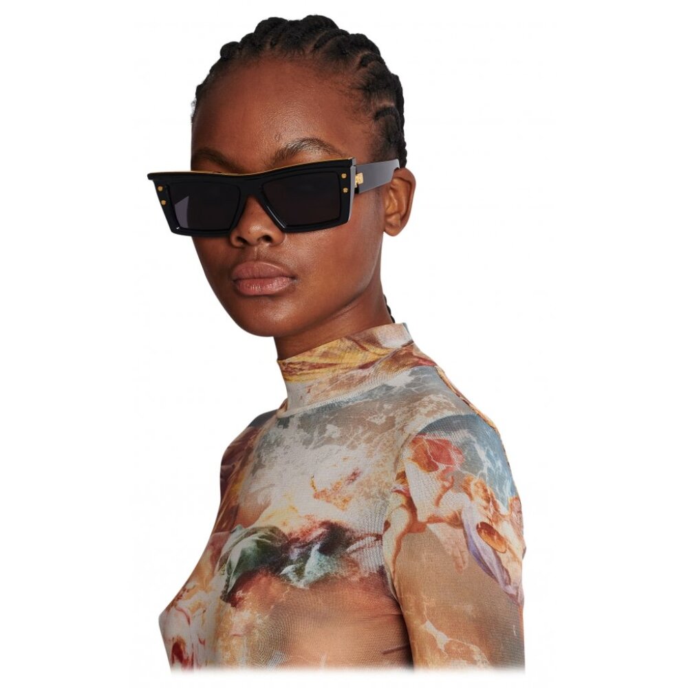 BALMAIN B-VII Black and gold Sunglasses Sleek Design Gold Accents